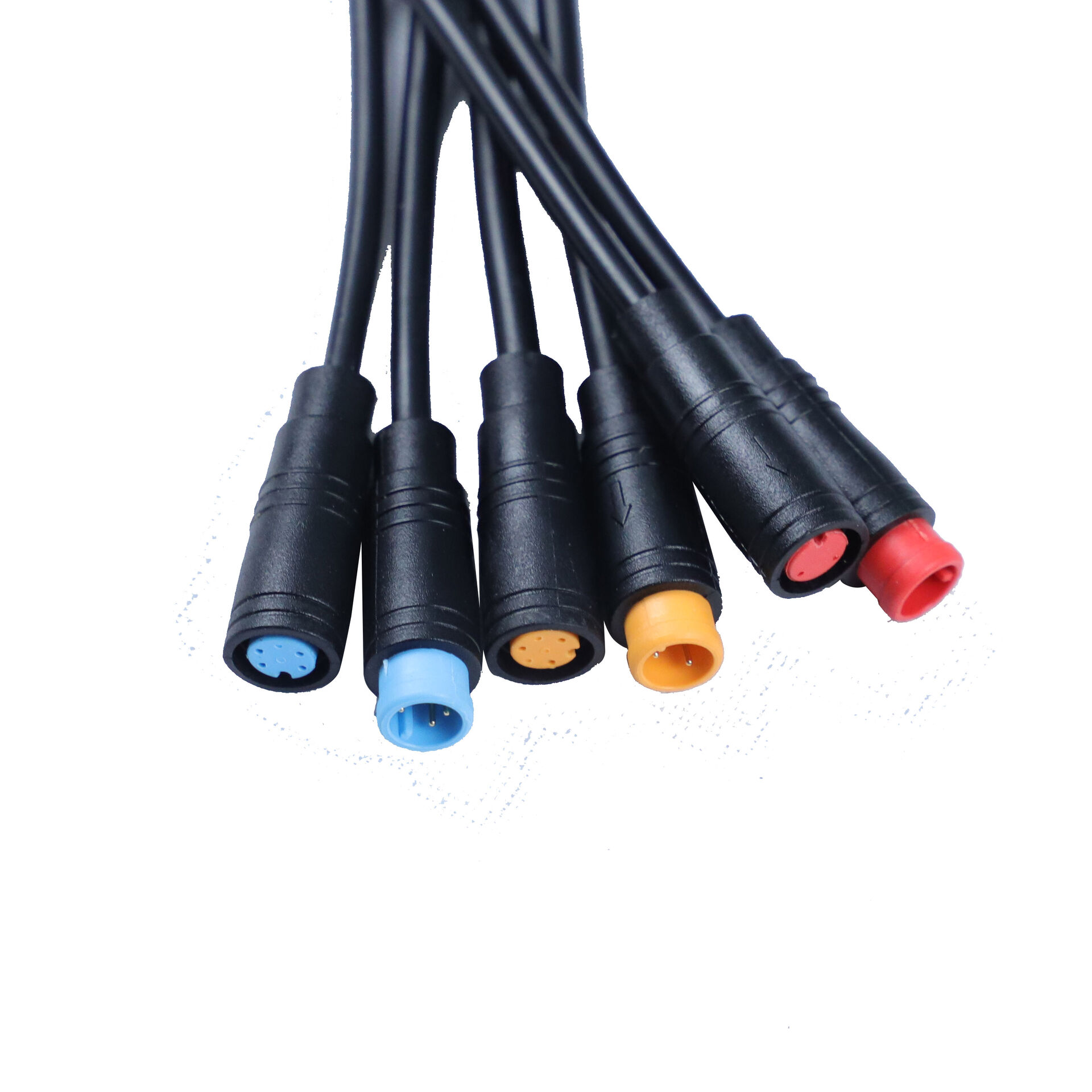 UL SGS 认证 IP67 IP68 线束供应商为罗伯茨制造耐用精密防水线束