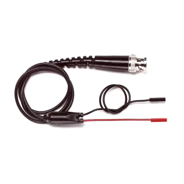 BNC 公头，带有模压应力消除装置，用于方针插座电缆组件